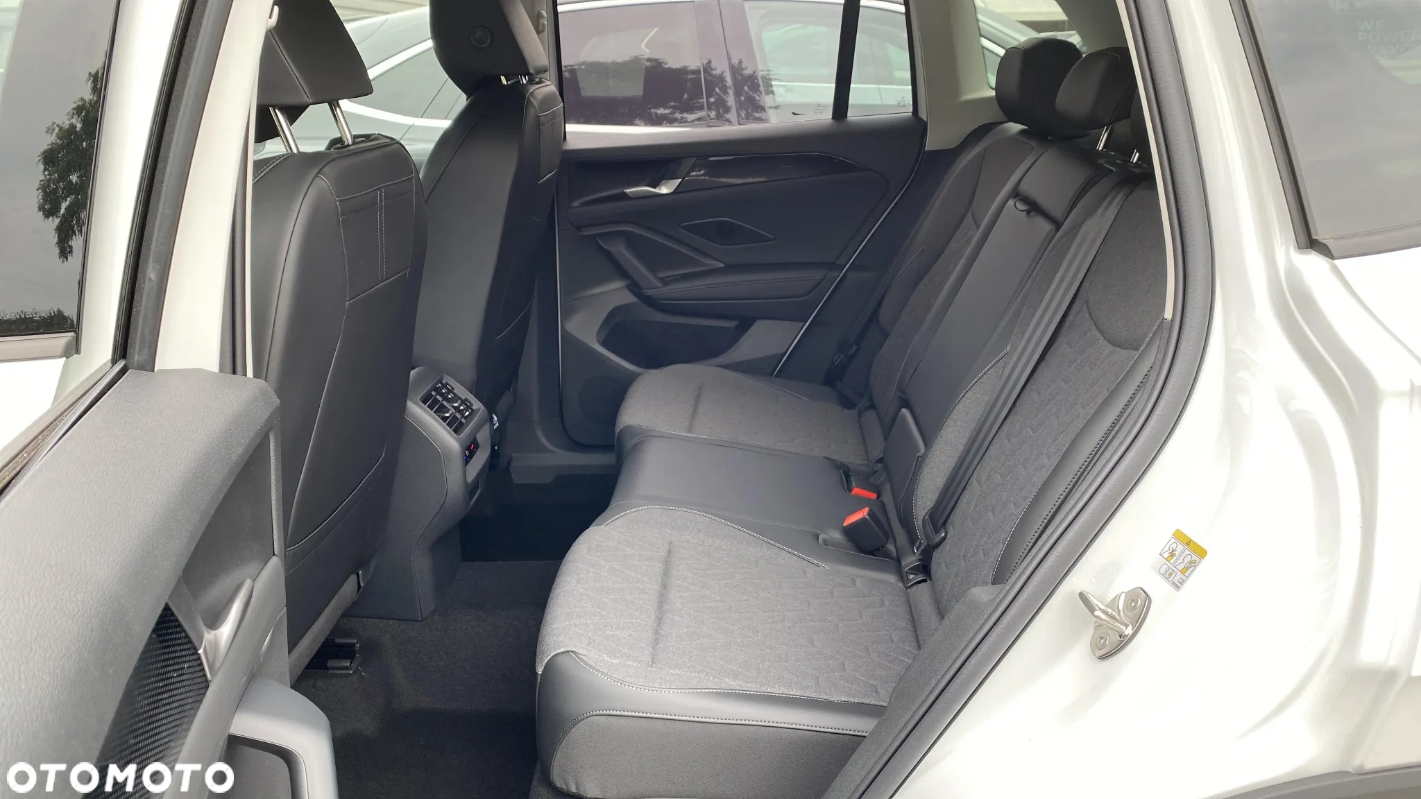 Volkswagen Tiguan 1.5 TSI EVO Life DSG - 23