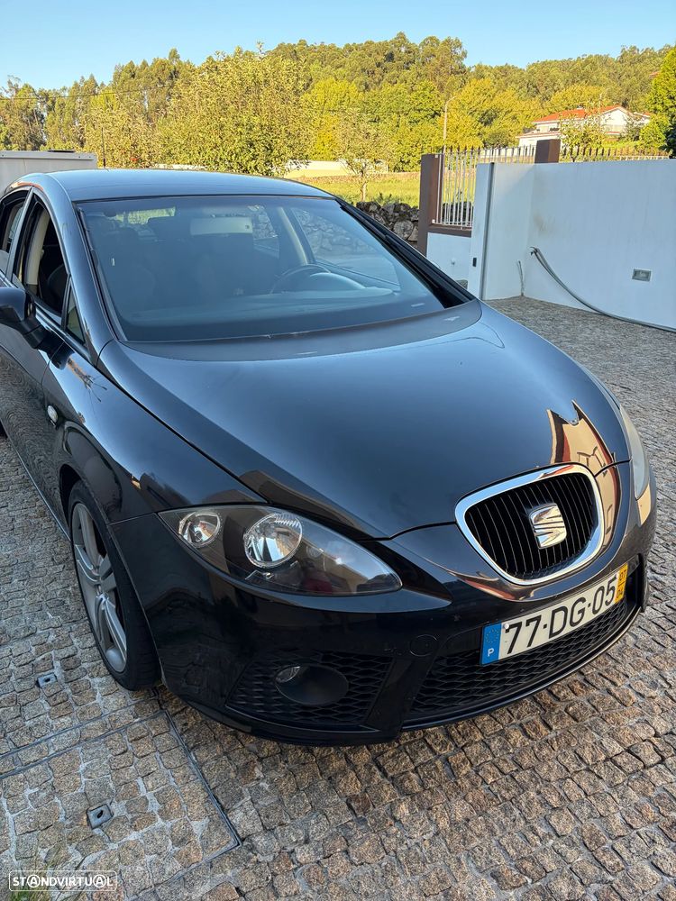 SEAT Leon 2.0 TDI FR - 1