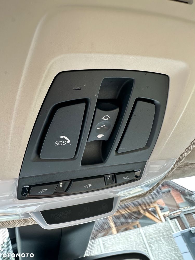 BMW X1 xDrive20i - 10
