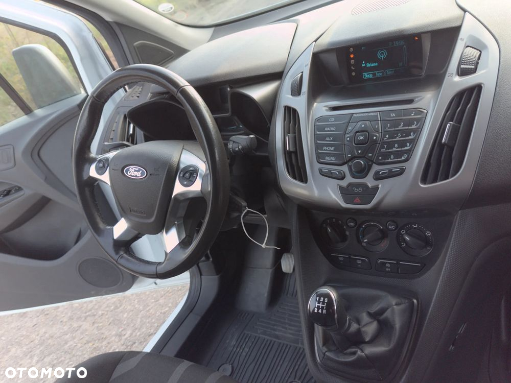 Ford Connect - 11