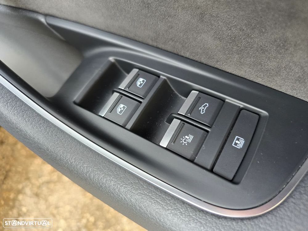 Audi A8 3.0 TDI V6 quattro Tiptronic Longo - 29