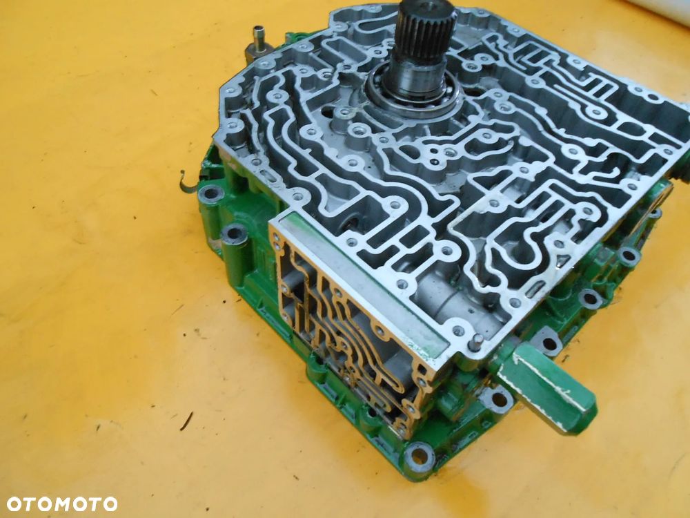 Obudowa skrzyni AutoQuad John Deere 6930 Premium - 3