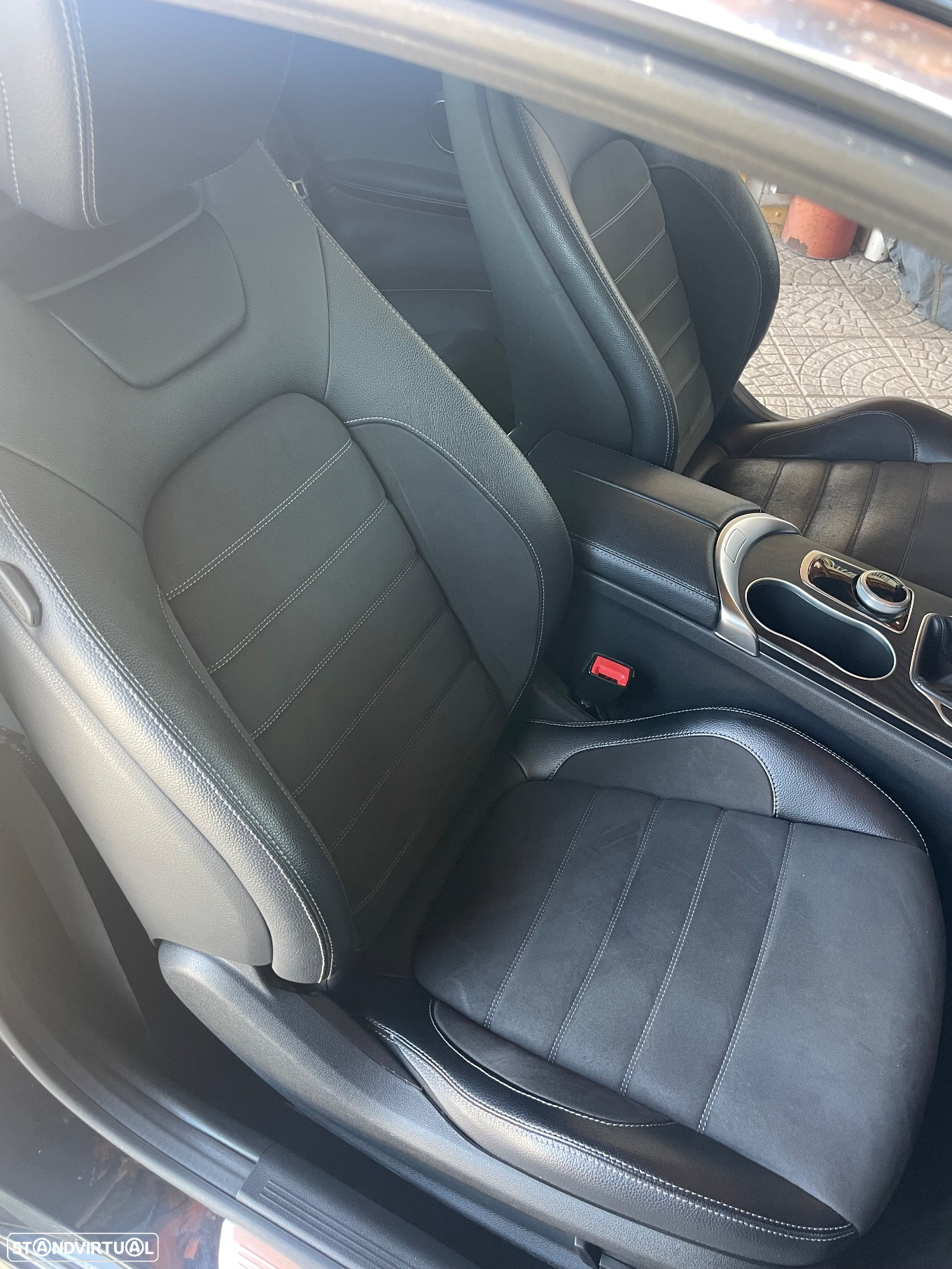 Mercedes-Benz C 220 d Coupe AMG Line - 13