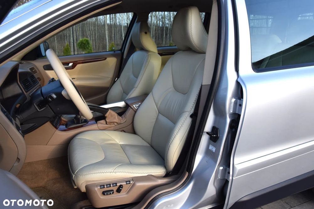 Volvo V70 2.5T AWD Summum - 7