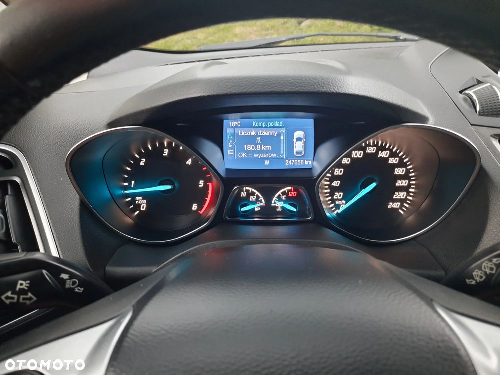 Ford Kuga 2.0 TDCi 4x4 Titanium - 11
