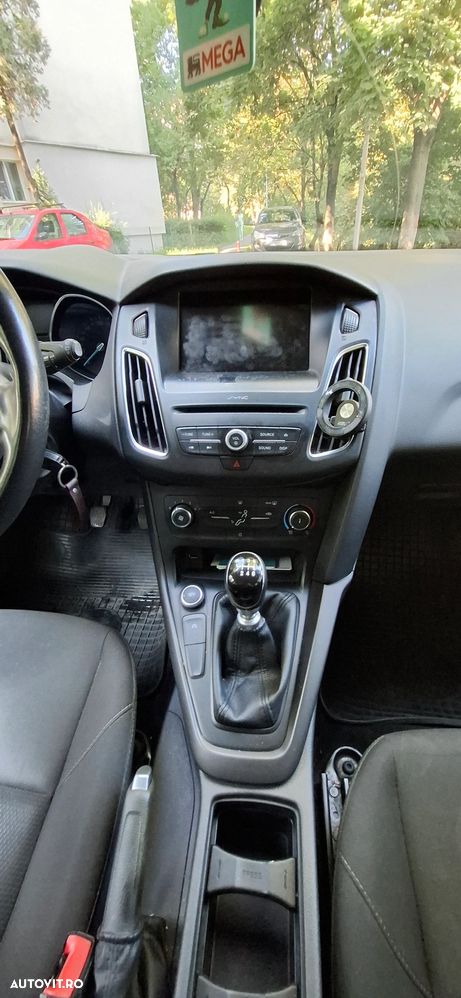 Ford Focus 1.5 TDCi Trend - 9