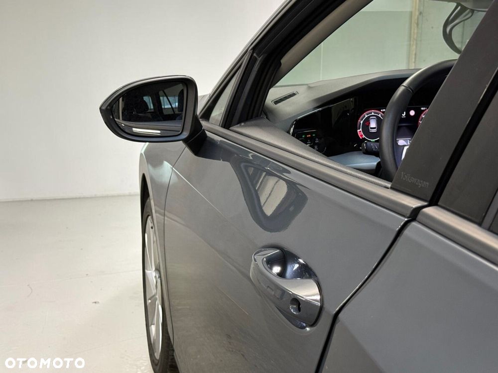 Volkswagen Golf 1.5 eTSI mHEV Life DSG - 11