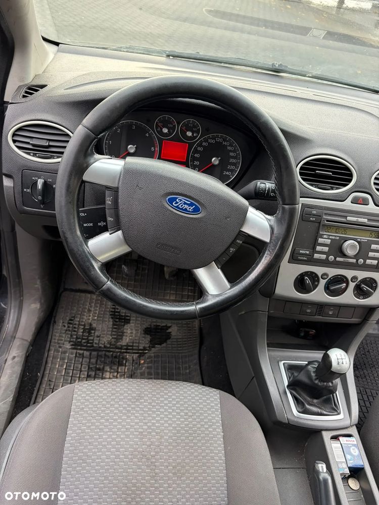 Ford Focus - 14