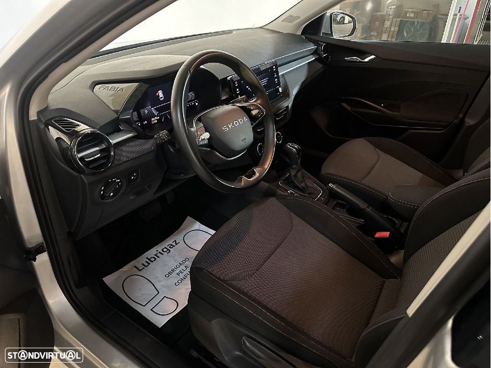 Skoda Fabia 1.0 TSI Selection DSG - 9