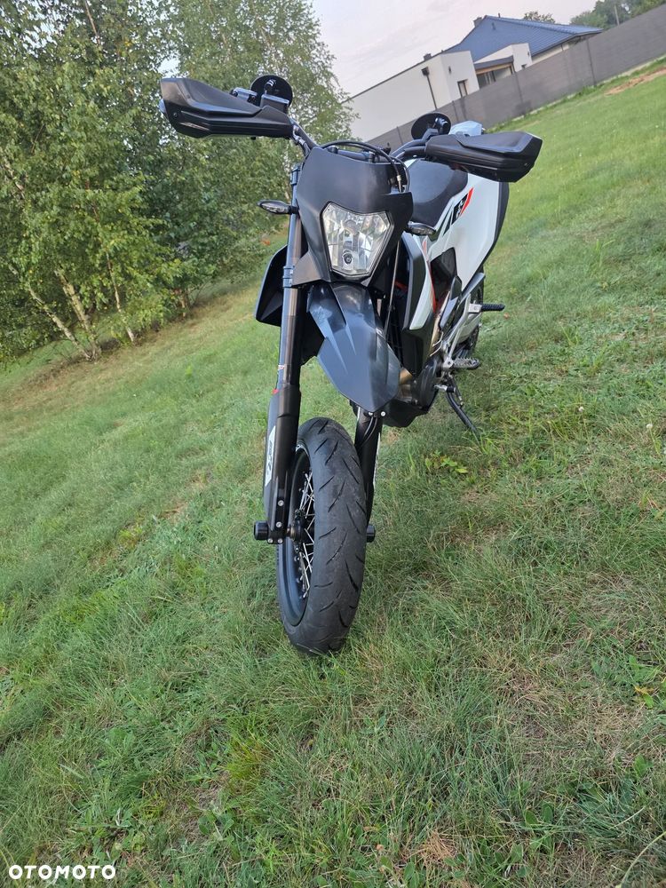 KTM SMC 690 - 10