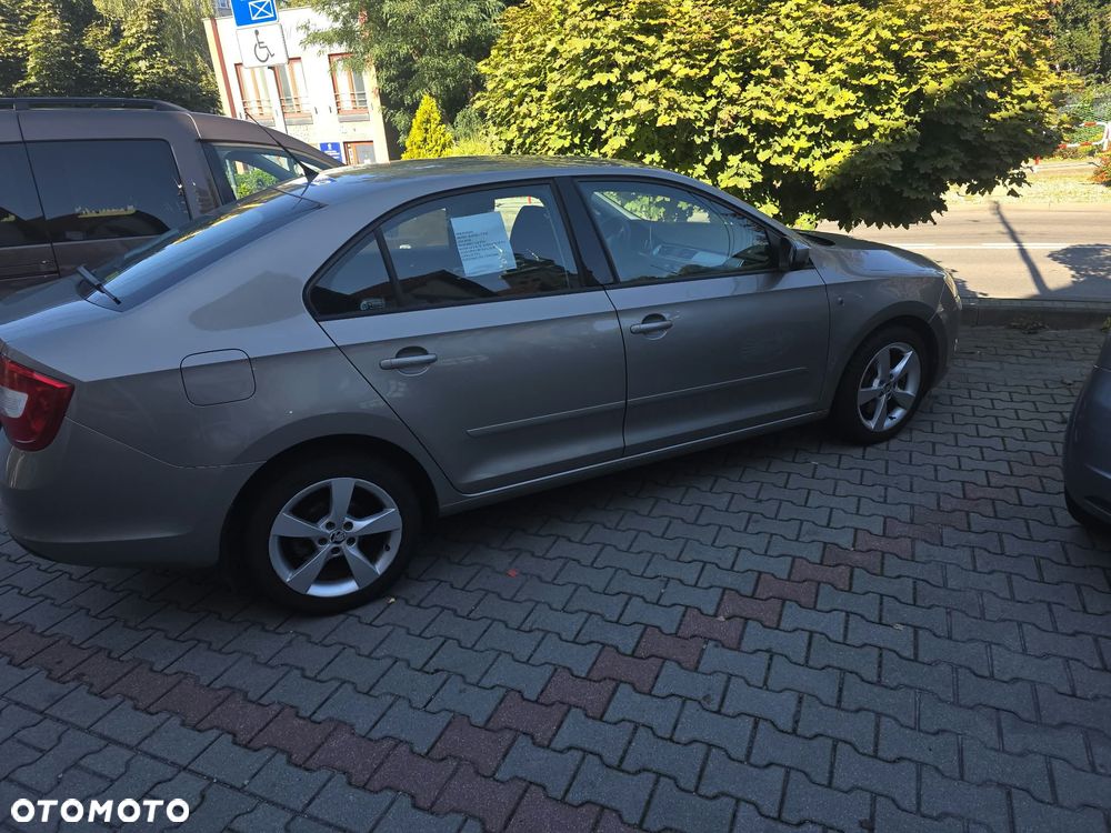 Skoda RAPID 1.2 TSI Style Plus - 4