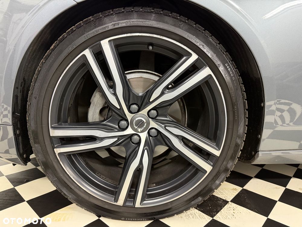 Volvo V90 D4 R-Design - 16