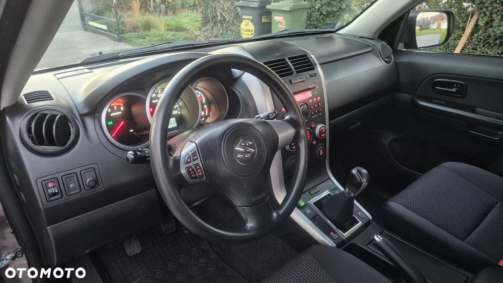Suzuki Grand Vitara 1.6 Comfort EU5 - 9