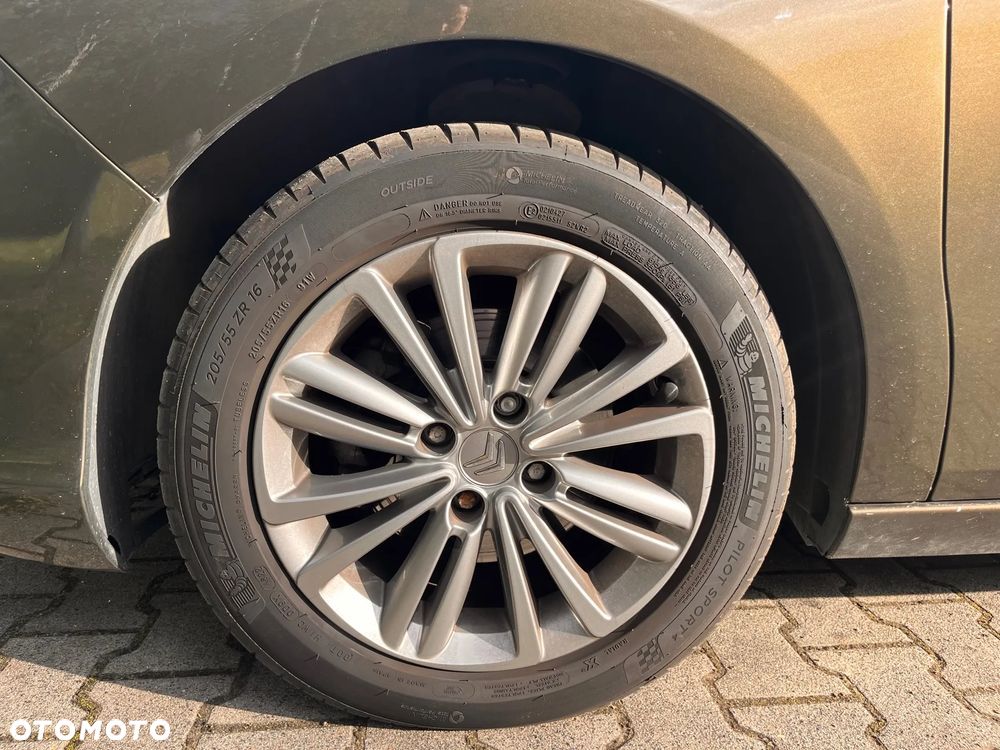 Citroën C4 1.6 VTi Attraction - 13