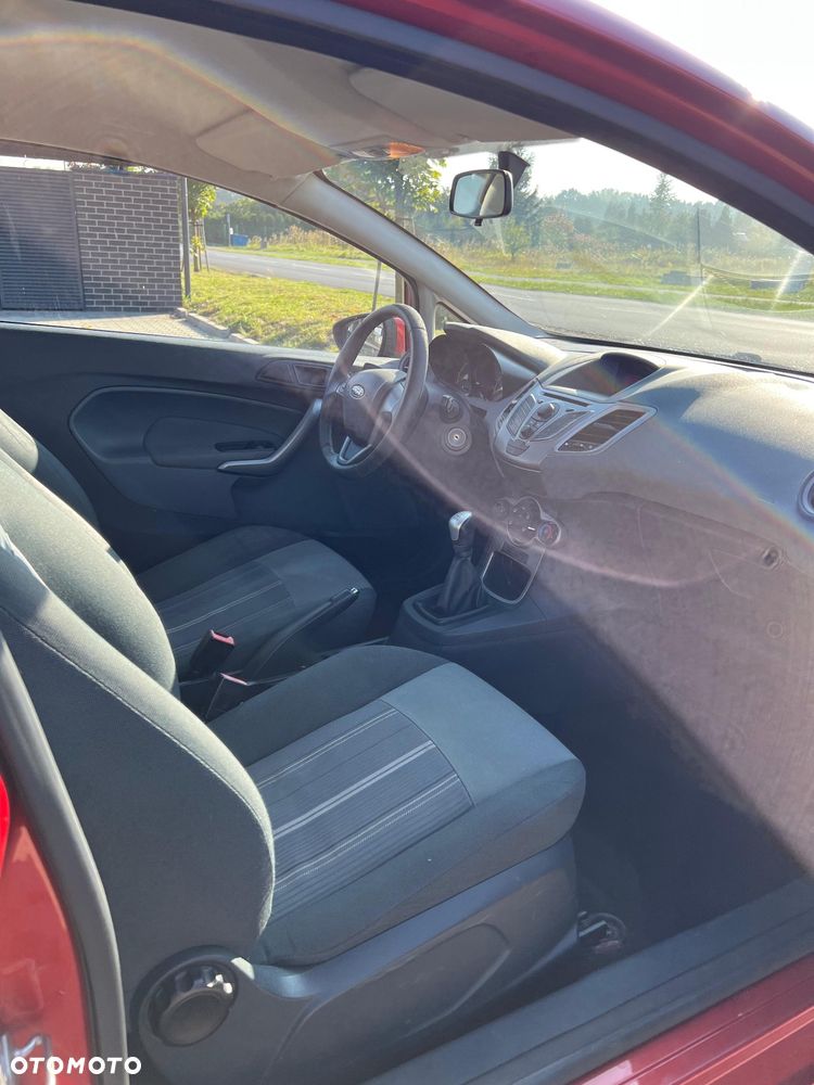 Ford Fiesta - 8