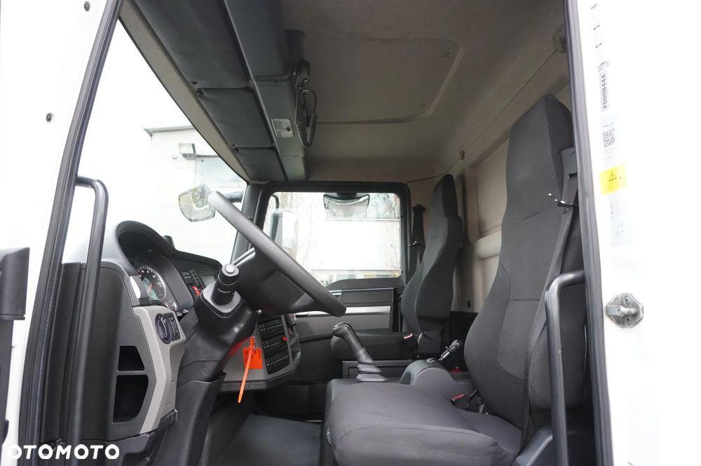 MAN TGL 12.190 / Zabudowa chłodnia 14 EPAL / Carrier Xarios 500 / 3 szt. - 22