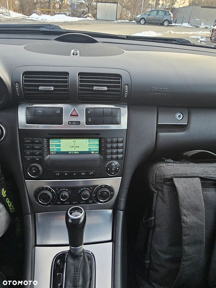 Mercedes-Benz Klasa C 200 Kompressor Automatik Avantgarde - 16