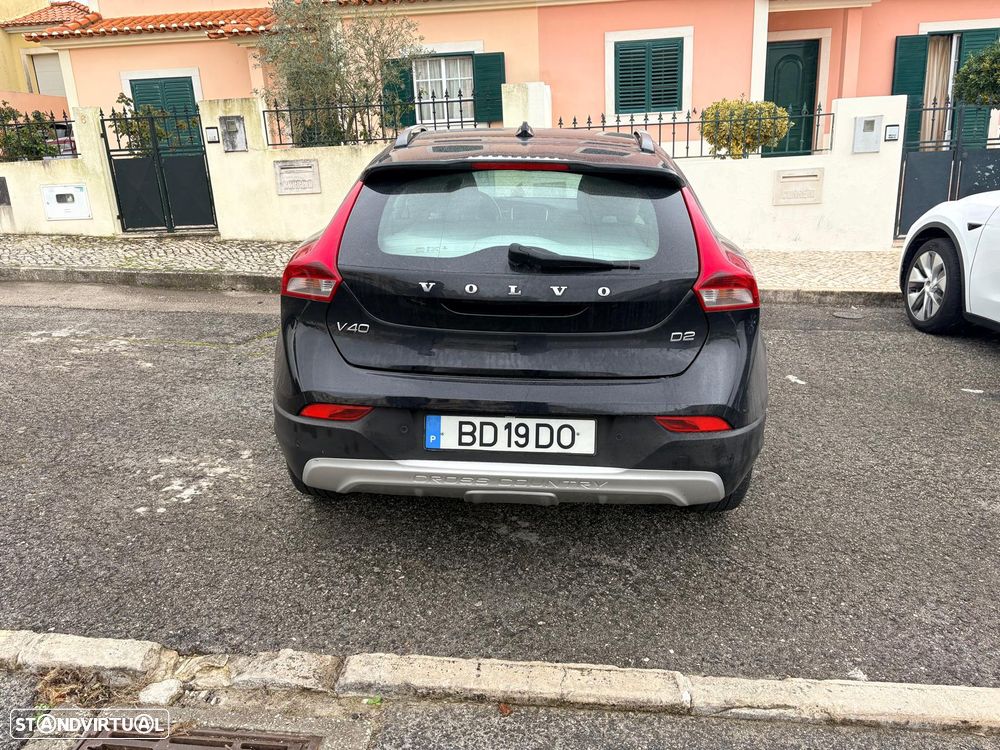 Volvo V40 Cross Country D2 Powershift Momentum - 3