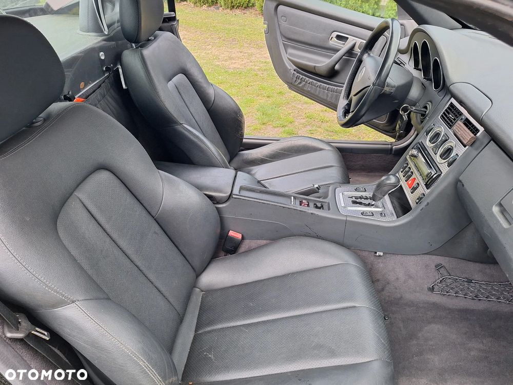 Mercedes-Benz SLK - 11