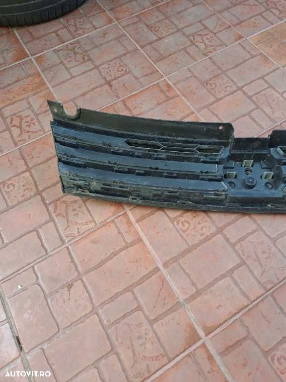 Grila radiator VW Touareg an 2013-2018 originala Cod 7P6853653D - 5