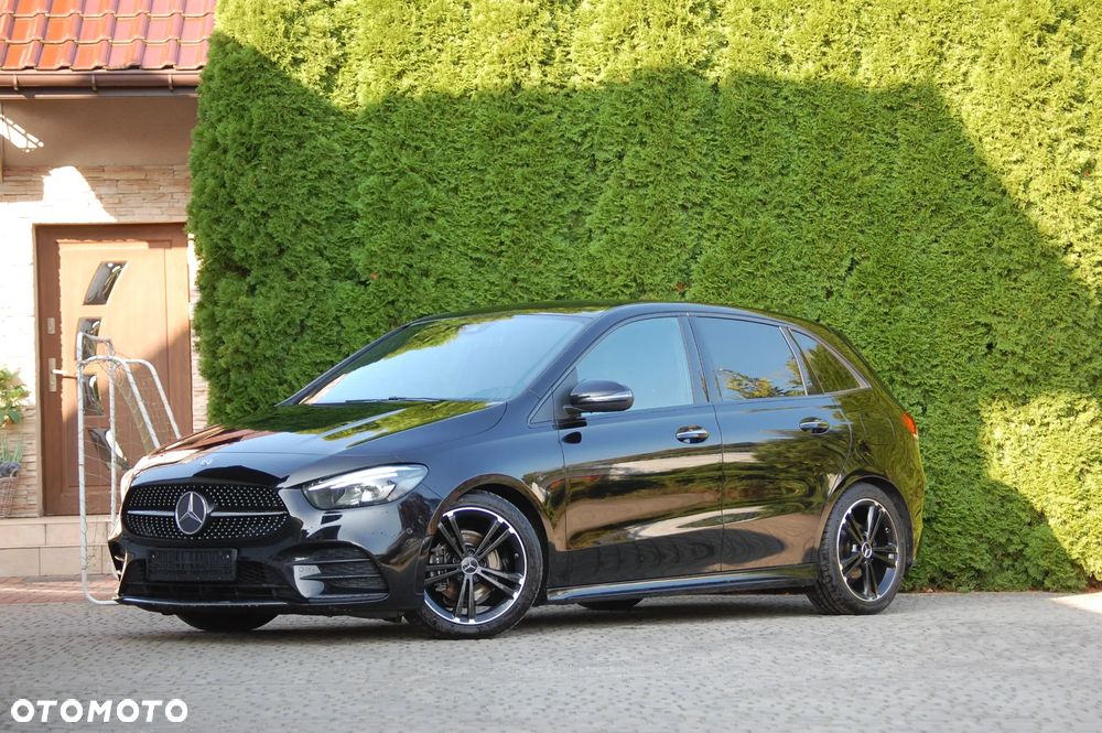 Mercedes-Benz Klasa B 200 d AMG Line 8G-DCT - 11