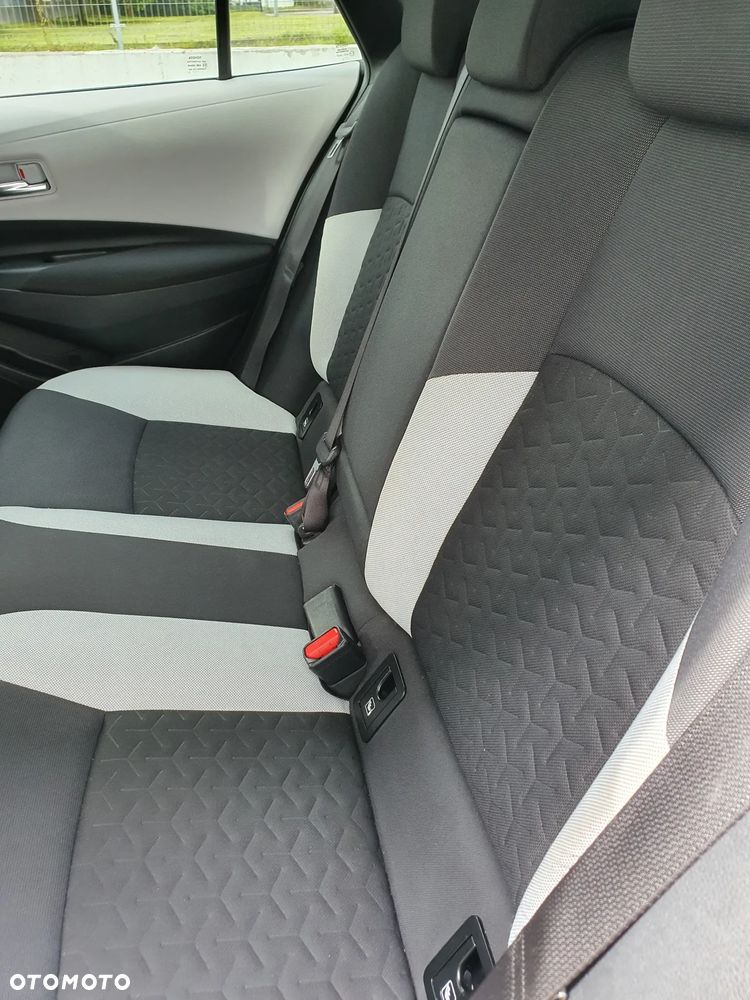 Toyota Corolla - 25