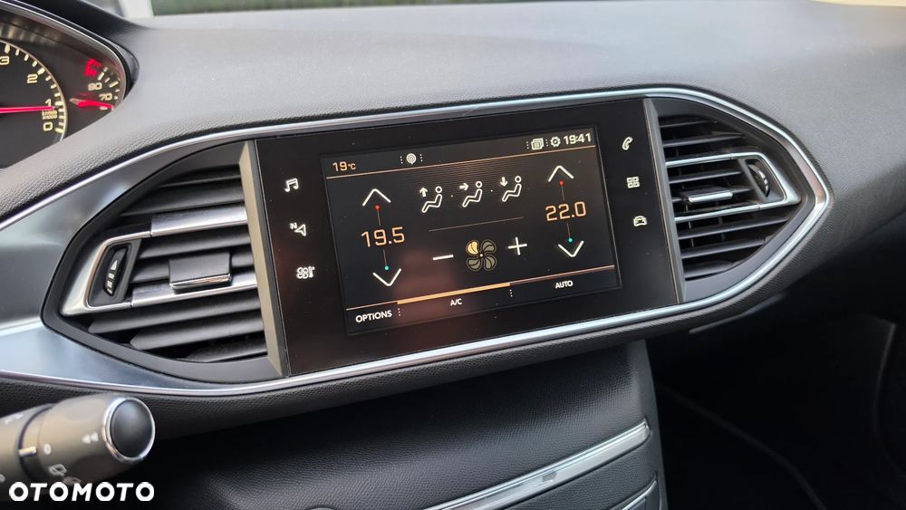 Peugeot 308 PureTech 110 Stop & Start Allure - 24