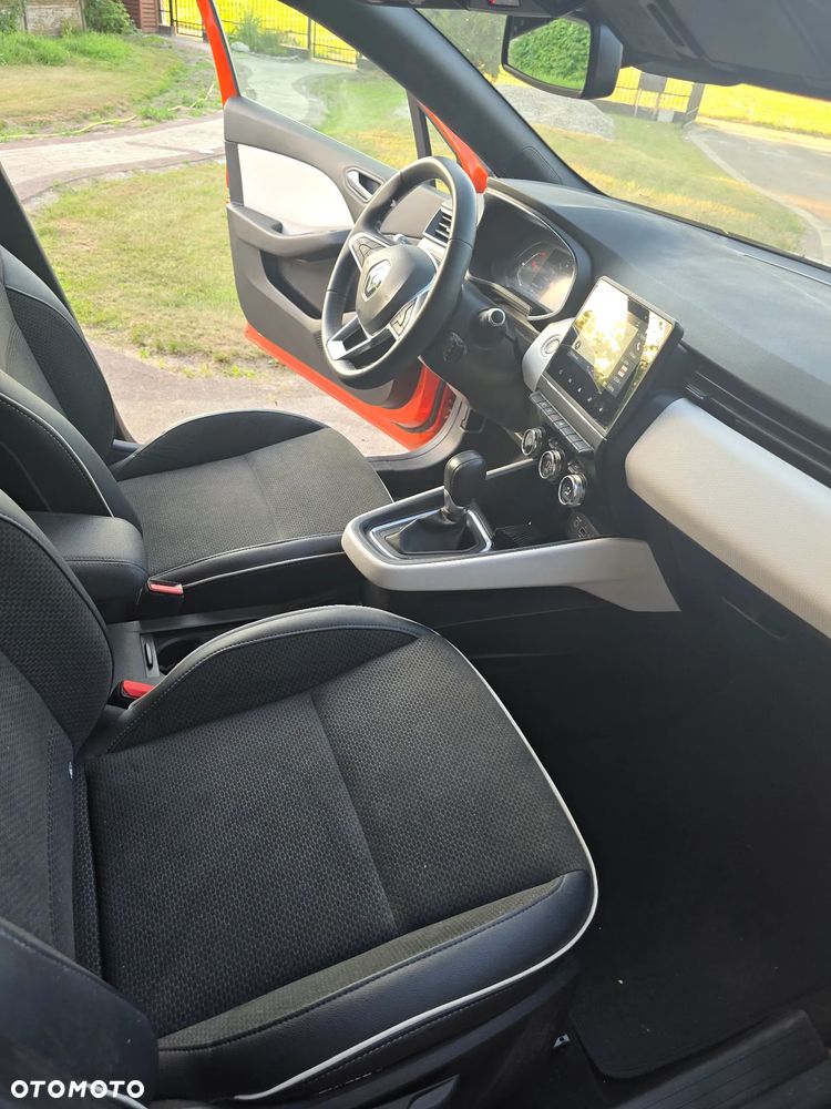Renault Clio 1.0 TCe Intens Xtronic - 25
