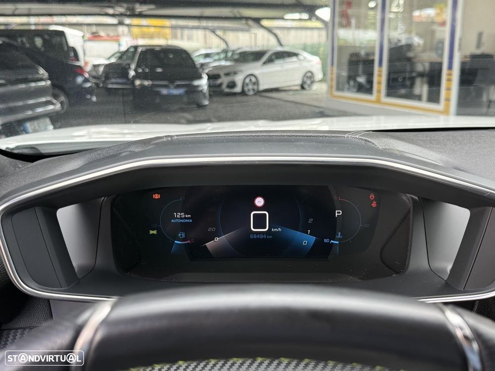 Peugeot 2008 1.2 PureTech GT EAT8 - 25