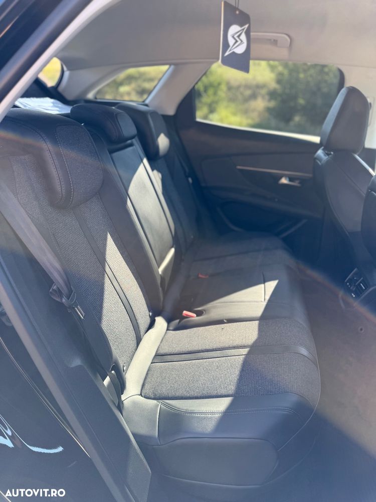 Peugeot 3008 Hybrid 225 e-EAT8 Allure Pack - 35