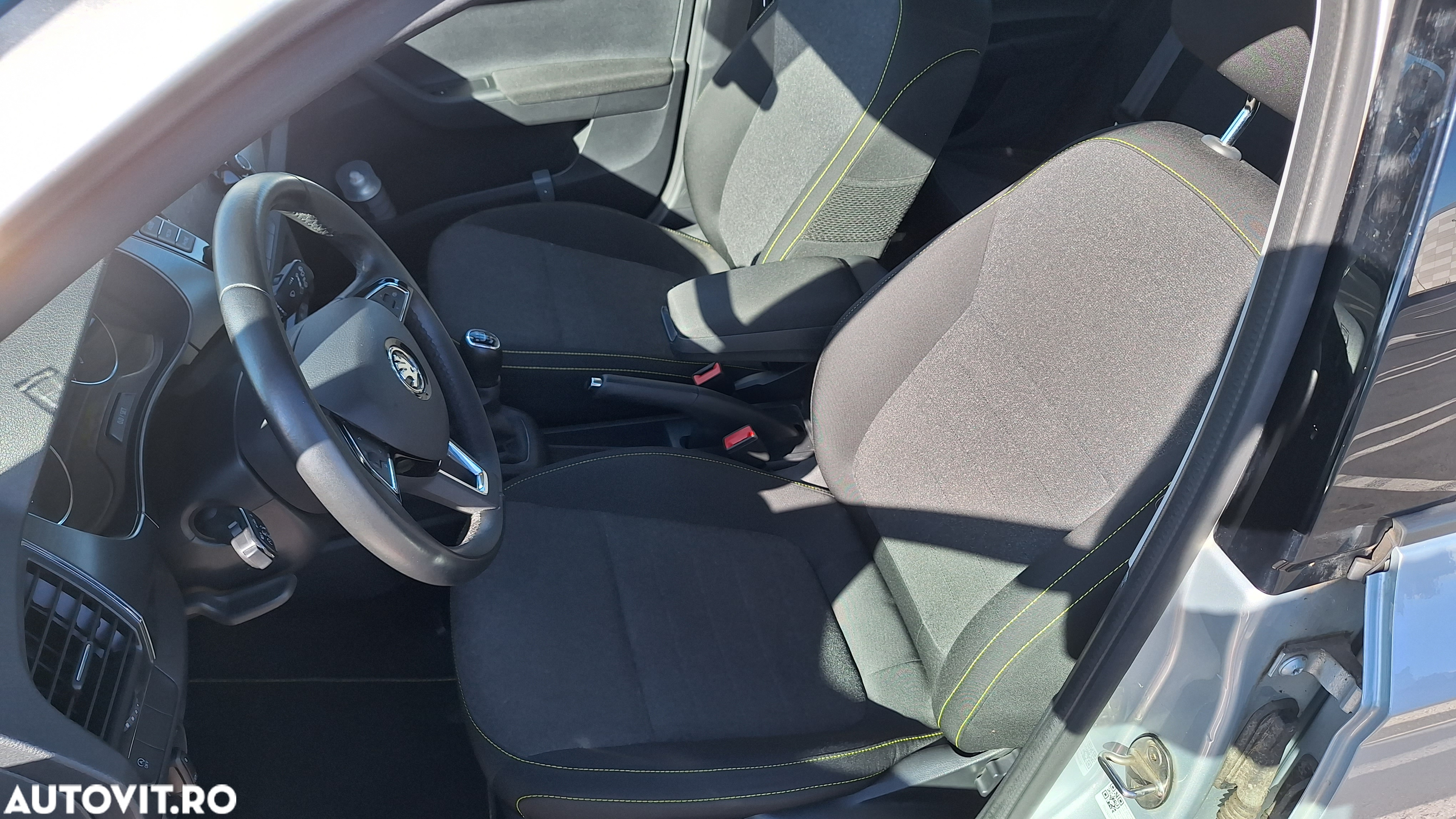 Skoda Fabia 1.0 TSI Ambition - 10