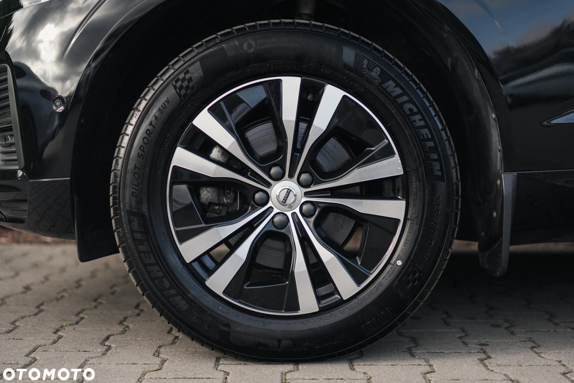 Volvo XC 60 - 32