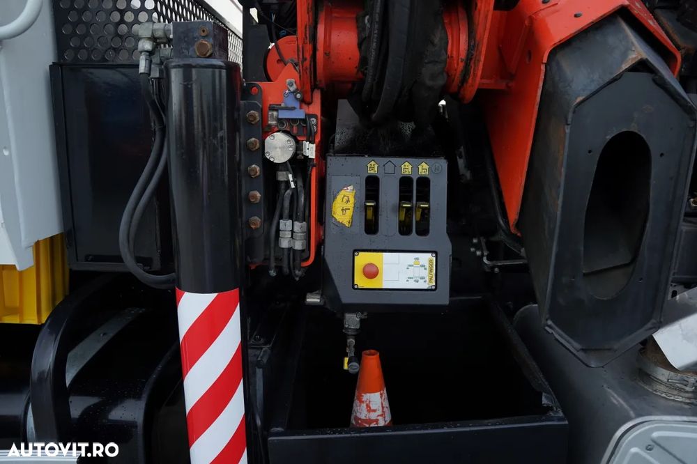 MAN TGS 26.440 / 6x4 / CAMION BASCULANTE / HIDROBID / BORDMATIC + PALFINGER PK 33002-EH / AUTOMAT / PILOT / EURO 5 - 22