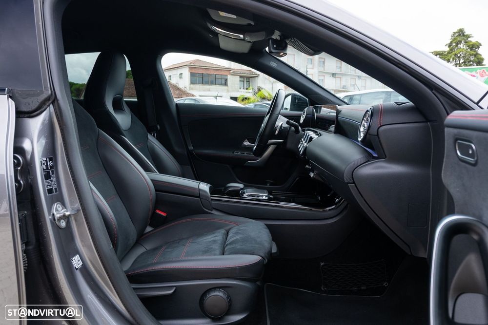 Mercedes-Benz CLA 220 d Shooting Brake AMG Line Aut. - 16
