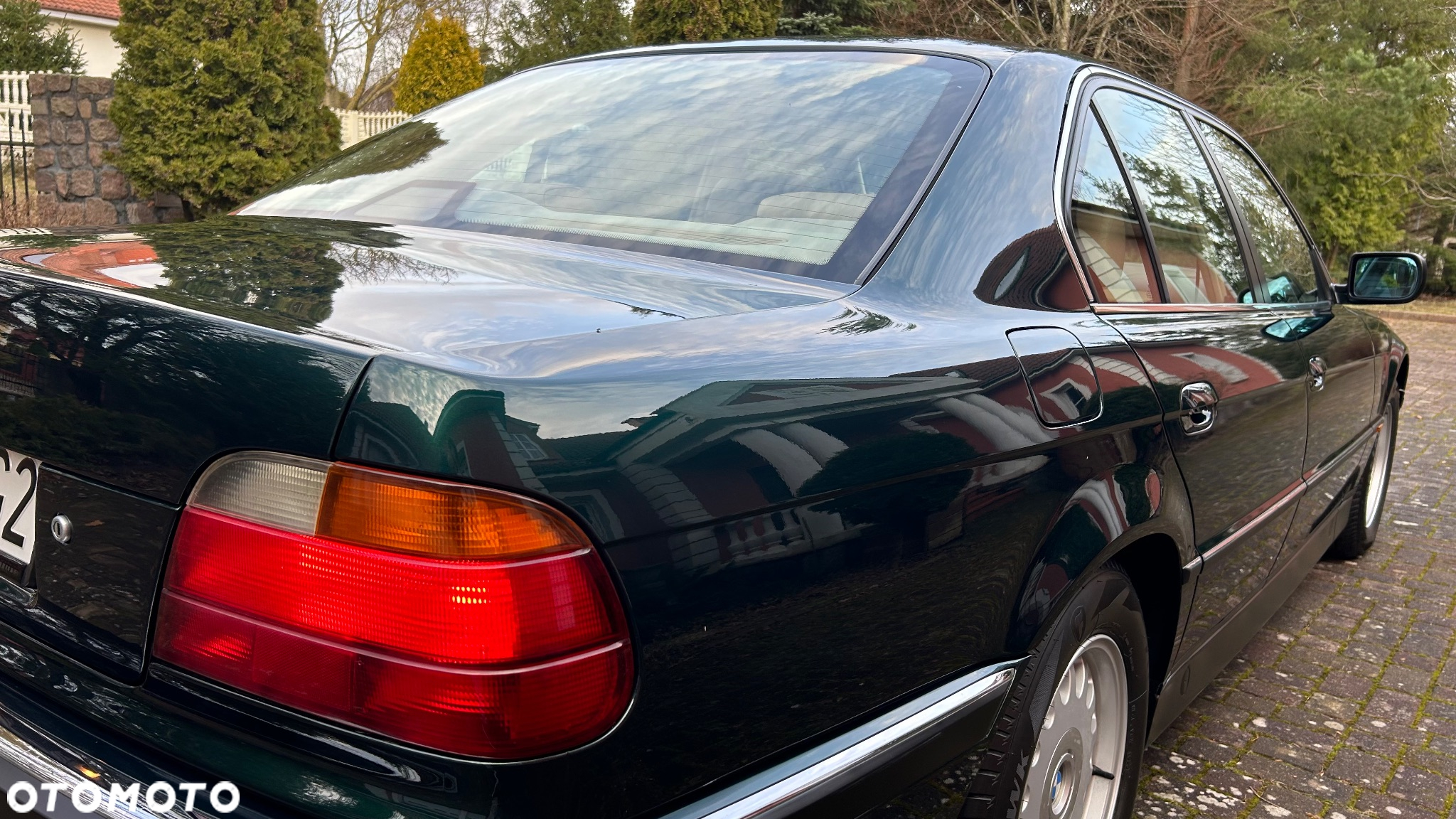 BMW Seria 7 735i - 5