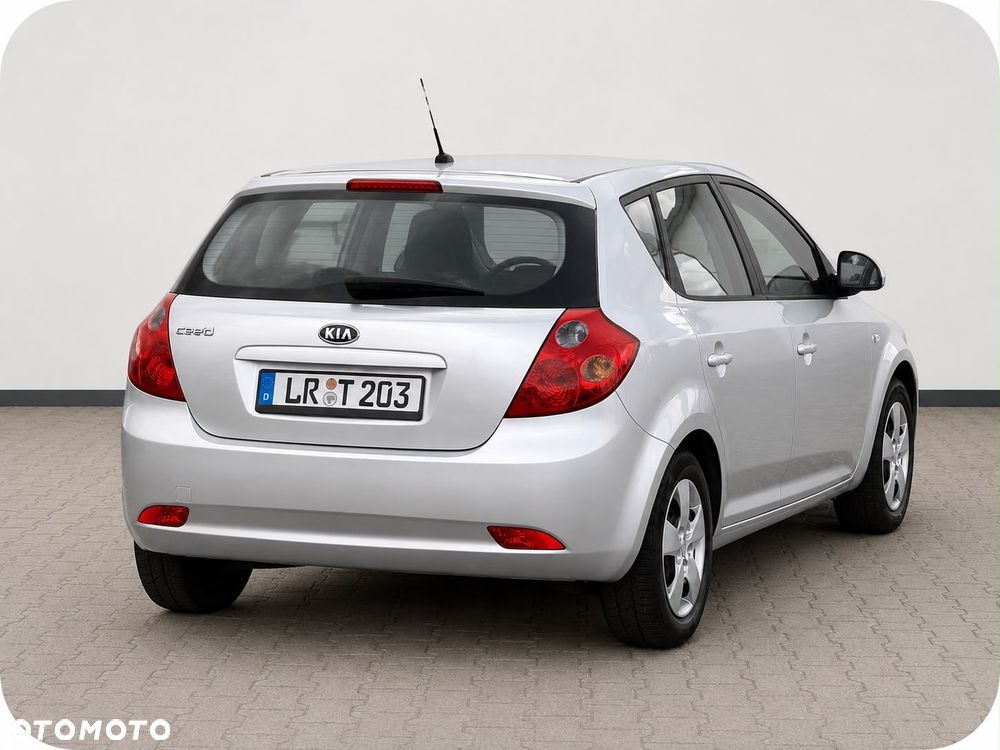 Kia Ceed 1.4 CVVT LX - 4