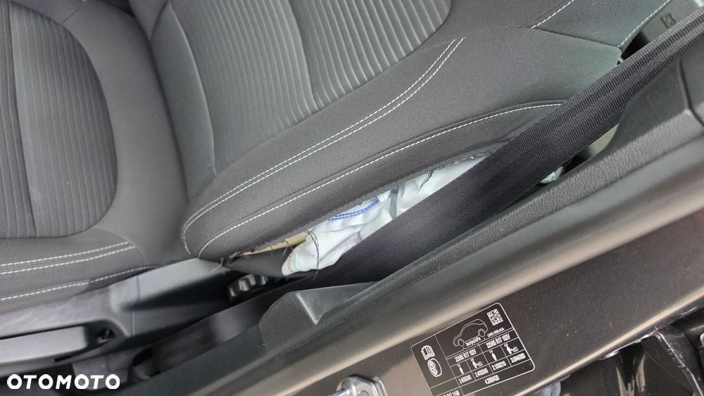 Ford Kuga 2.5 Duratec PHEV TITANIUM - 20