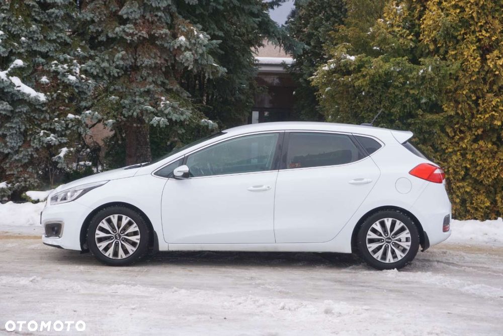 Kia Ceed 1.6 GDI L - 4