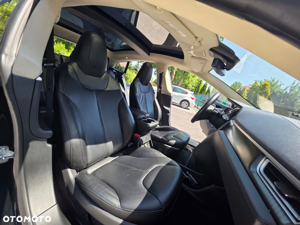 Tesla Model S 85 - 22