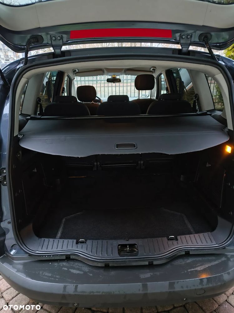 Ford S-Max 2.0 TDCi Trend - 17