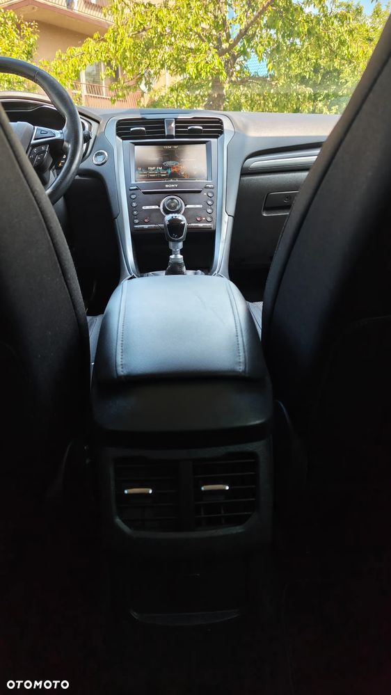 Ford Mondeo 1.5 TDCi Start-Stopp Business Edition - 35