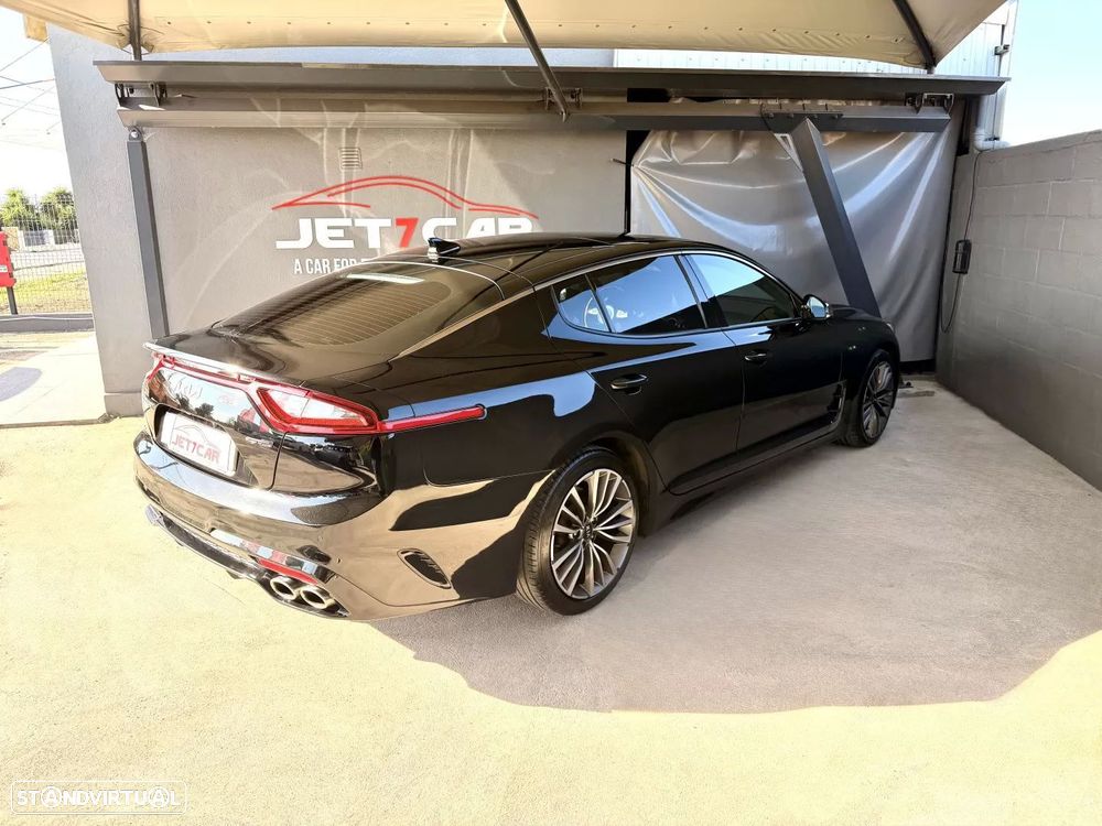 Kia Stinger 2.2 CRDi GT Line - 6