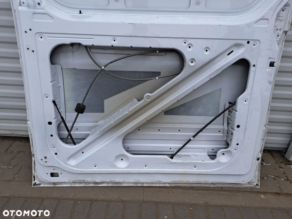 Drzwi przesuwne Prawe pełne boczne Mercedes Sprinter W907 W910 A9107322500 - 9