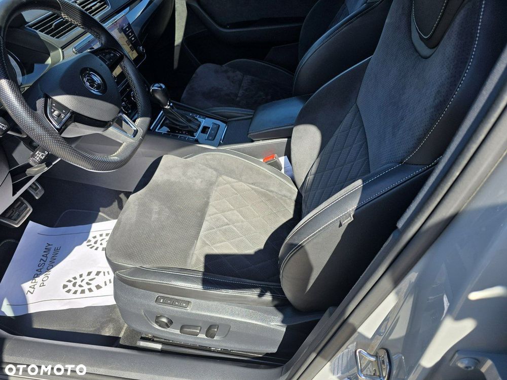 Skoda Superb 2.0 TDI SCR Sportline DSG - 32