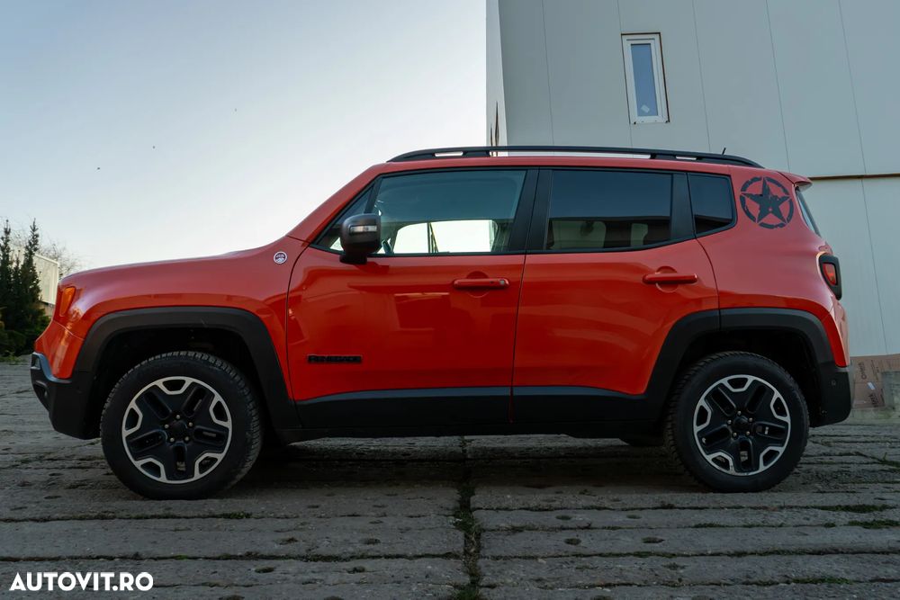 Jeep Renegade 2.0 M-Jet 4x4 AT Trailhawk - 3
