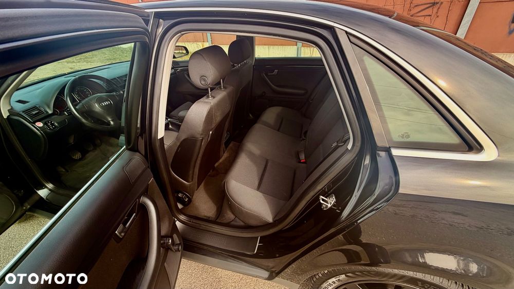 Audi A4 Limousine 2 - 14