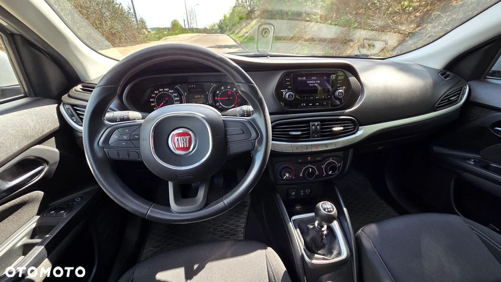 Fiat Tipo 1.4 T-Jet 16v Pop - 11