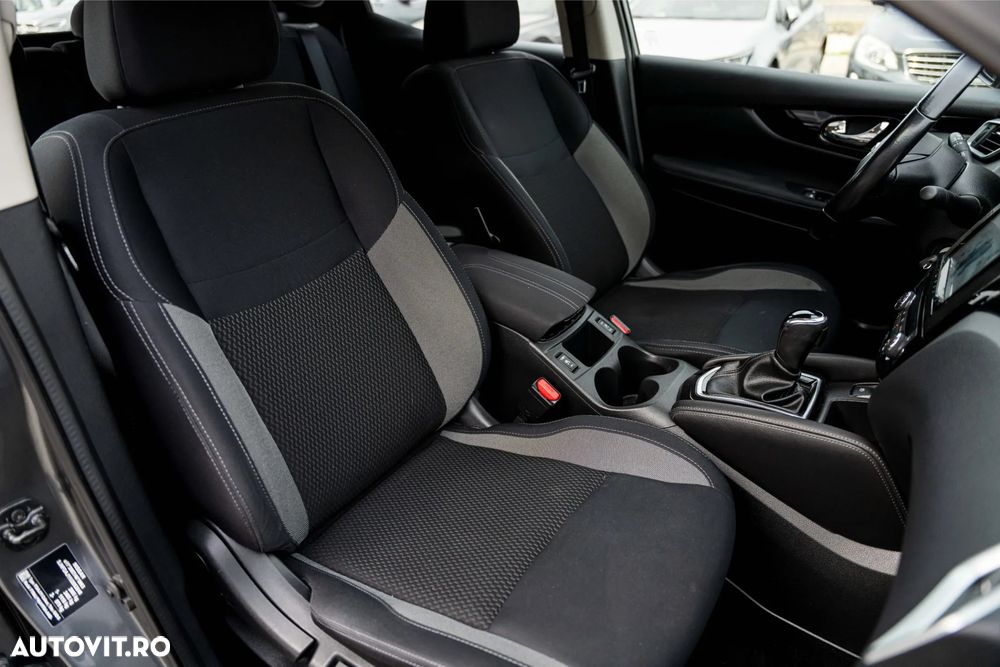 Nissan Qashqai 1.6 DCI Xtronic N-Connecta - 15