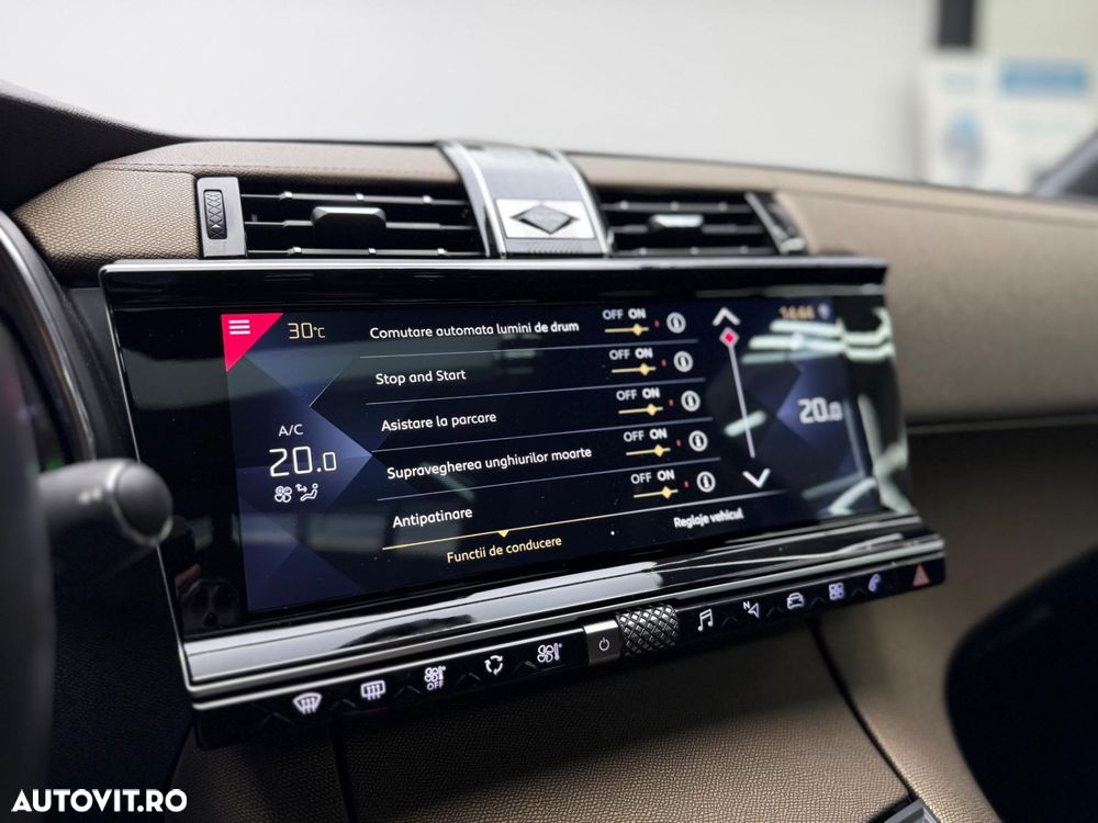 DS Automobiles DS 7 Crossback - 17