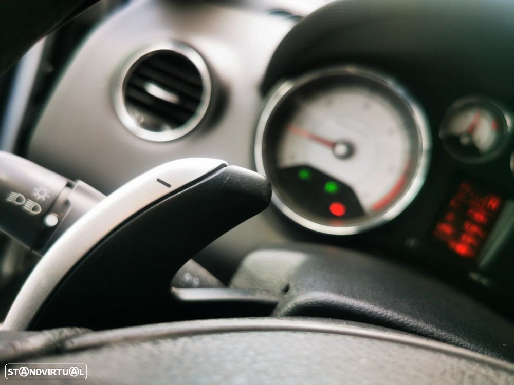 Peugeot 308 1.6 HDi Sport CMP6 - 5